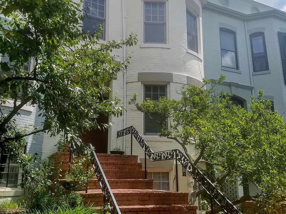 1st image of 508 2nd St SE APT 1