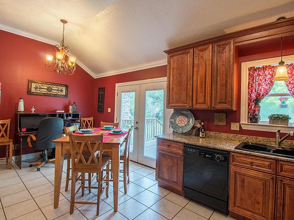 5th image of 632 Royal Oak Dr