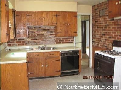 3rd image of 4427 Vera Cruz Ave N