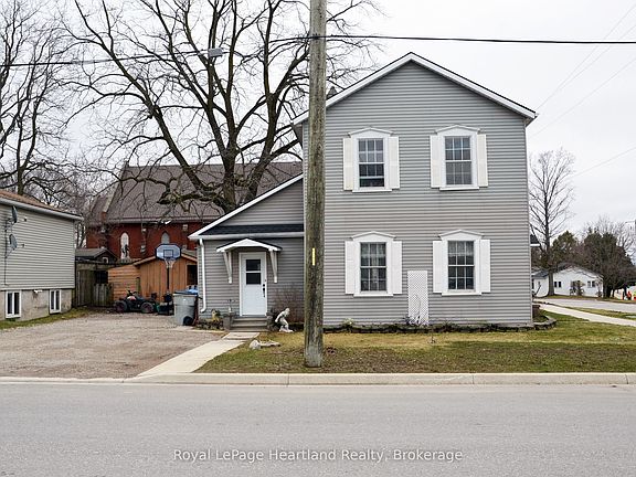 3rd image of 103 James St