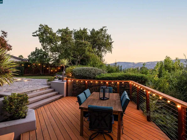 871 Richard Ln, Danville, CA 94526