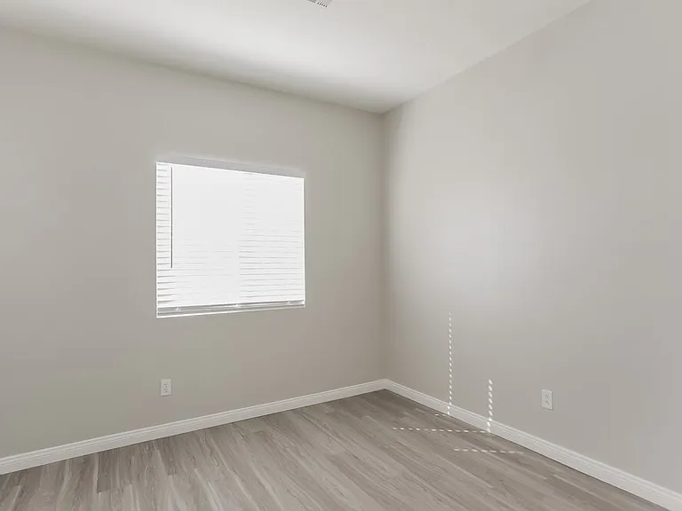 10413 Sloping Hill Ave — Photo 13