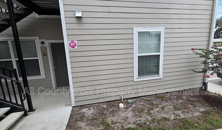 915 Ariana Apartment Community — Photo 7