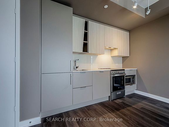 4th image of 3900 Confederation Pkwy #701
