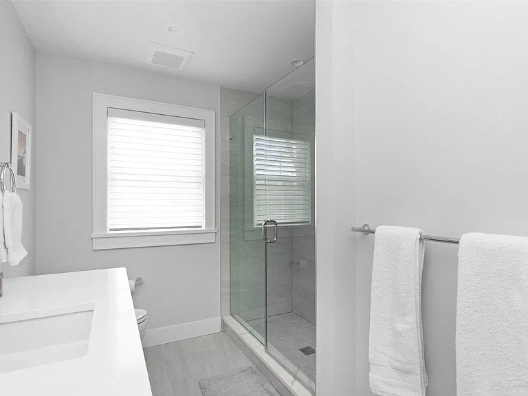 75 Clearview Ave — Photo 23