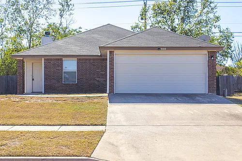 3102 Ida Dr Photo 1