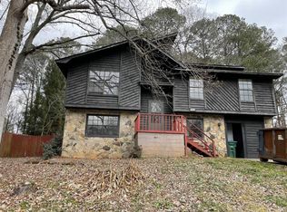 2504 Hewatt Rd, Snellville, GA 30039