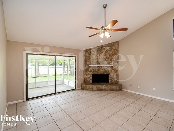 3rd image of 3026 S Rex Dr