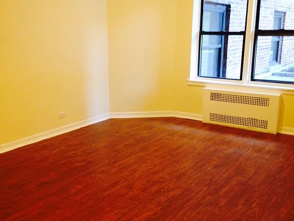 3rd image of 6536 99th St APT 4L
