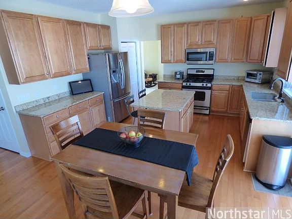 2nd image of 2437 Golf Dr
