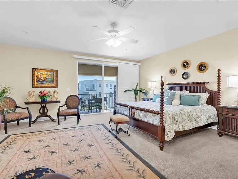 300 Capri Blvd #6 — Photo 24