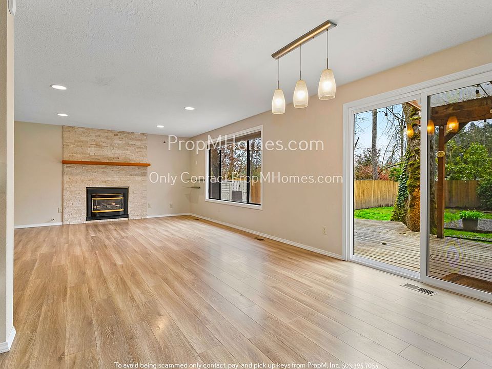 1st image of 2786 Robinwood Way