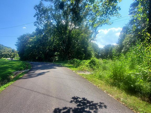 3rd image of Andrews Ln