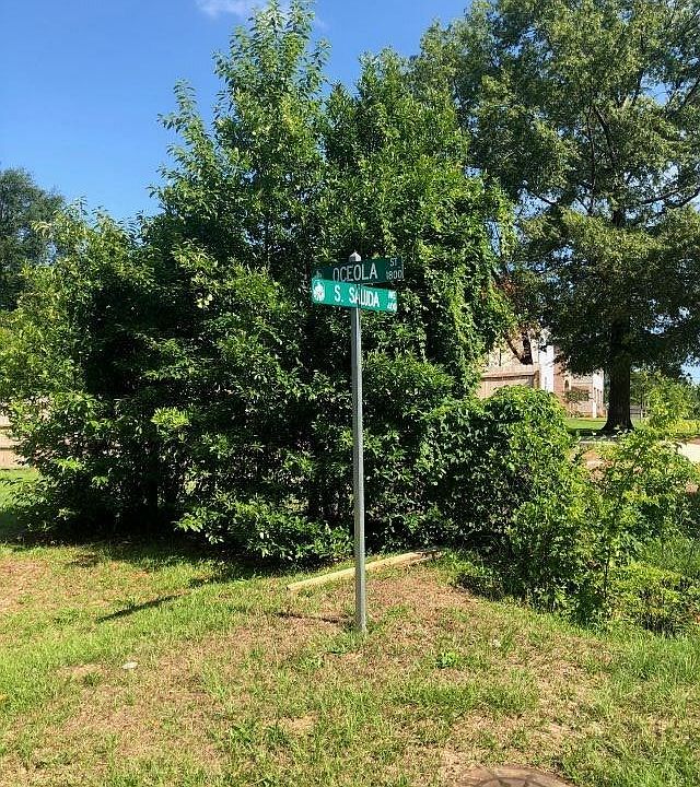 2nd image of 1833 Oceola St
