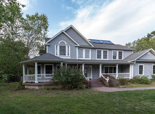 9 Raffaella Dr, Eastport, NY 11941