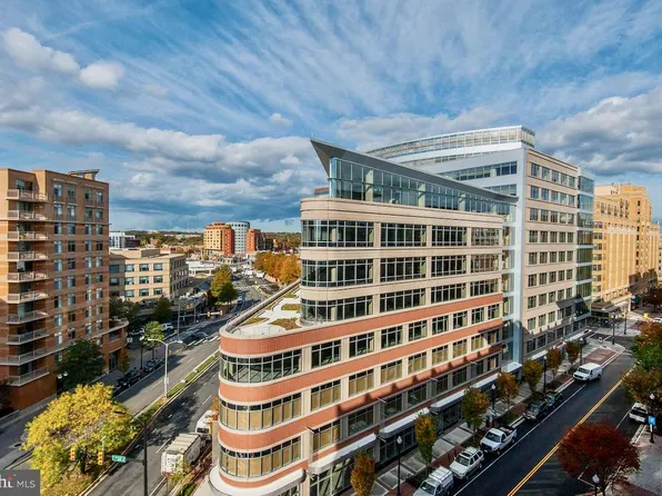 1021 N Garfield St APT 945, Arlington, VA 22201