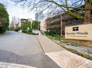 9847 Manchester Dr #319, Burnaby, BC V3N 4P4