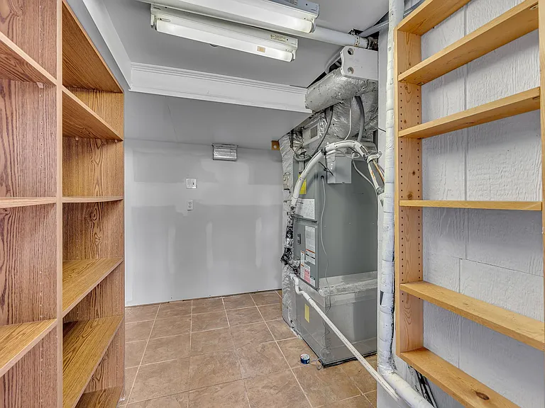 4917 Salem Dr — Photo 34