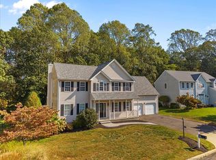 143 Juniper Dr, Milford, CT 06461