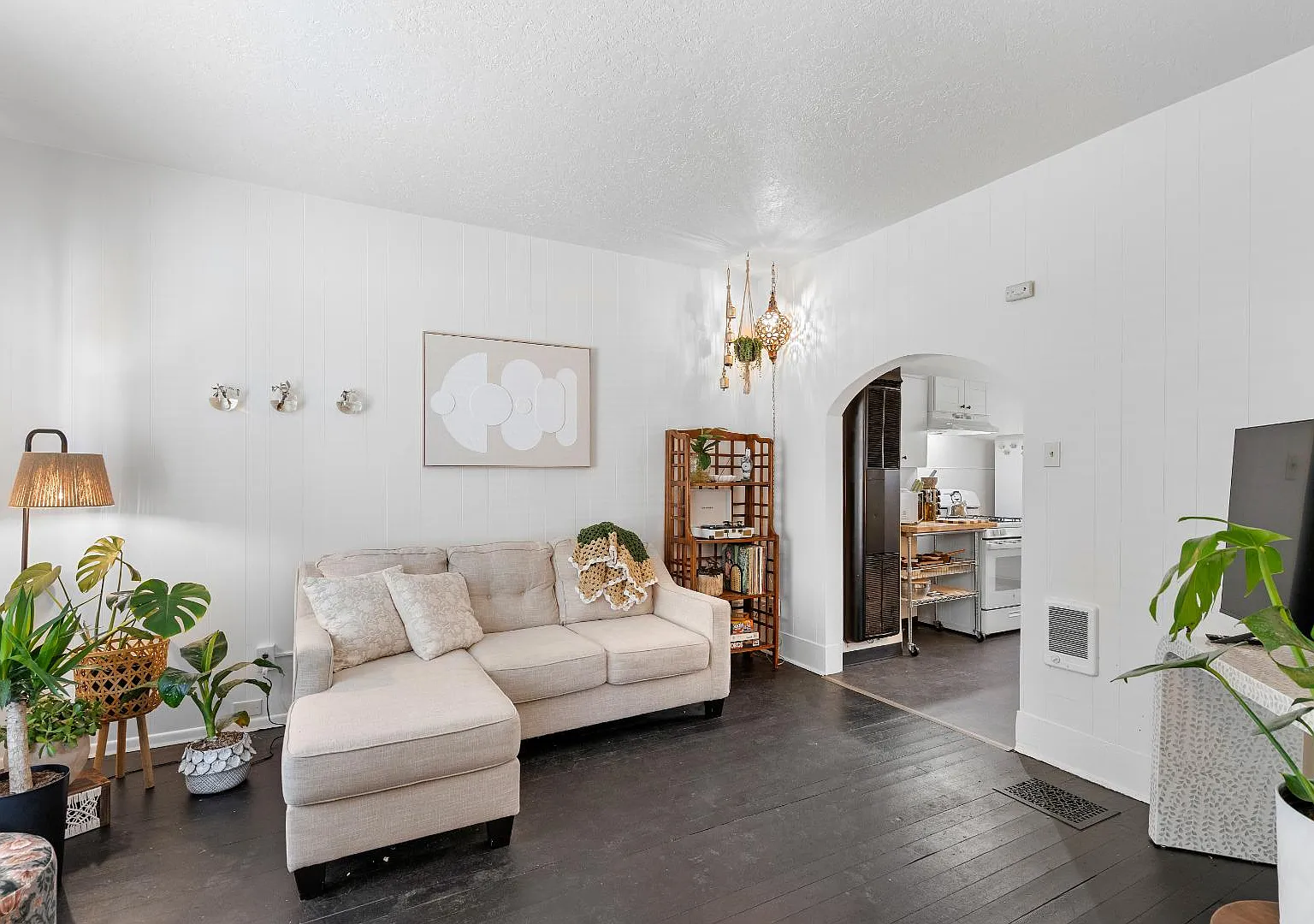 832 SE 29th Ave - Belmont & Hawthorne District — Photo 1