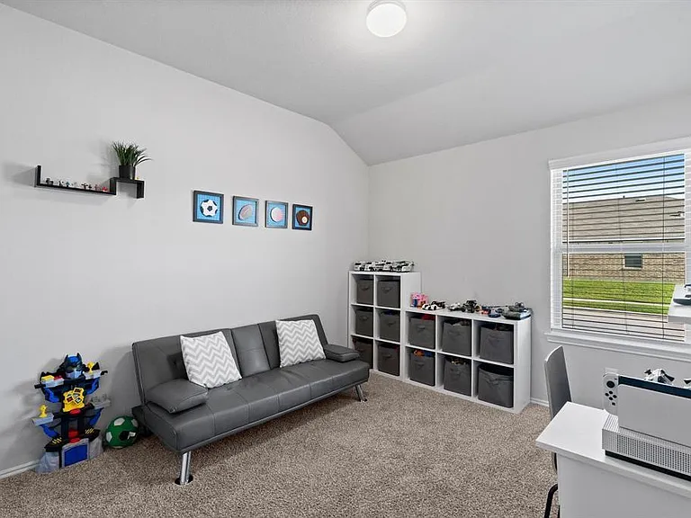4115 Magliana Ln — Photo 11