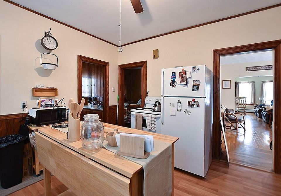 1106 Smithfield Ave Lincoln RI Zillow