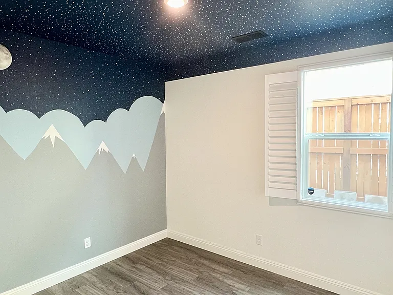 4216 Whitethorn Dr — Photo 29