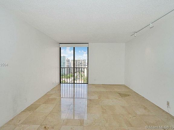 5th image of 19707 Turnberry Way APT 27A