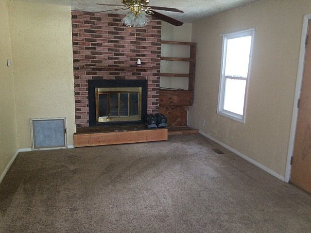 2nd image of 1070 S Shilling Ave