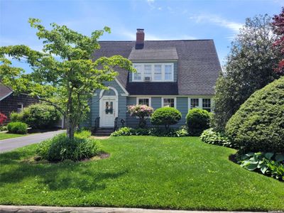 30 Orowoc Drive, Islip, NY, 11751