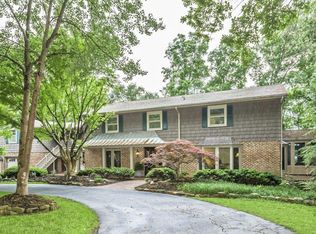 1492 Twin Coves Dr, Lenoir City, TN 37772