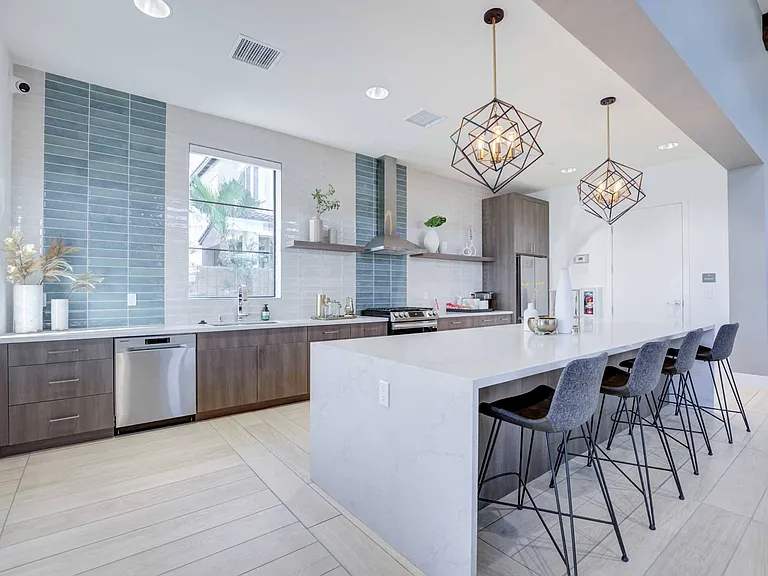 SolTerra Homes — Photo 36
