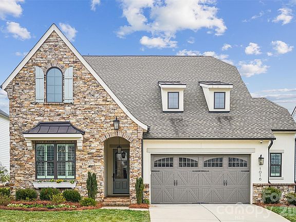 2nd image of 1016 Thatcher Way