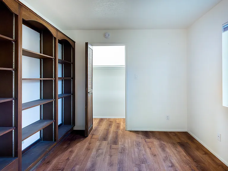 1714 W Meadow Hills Dr — Photo 20