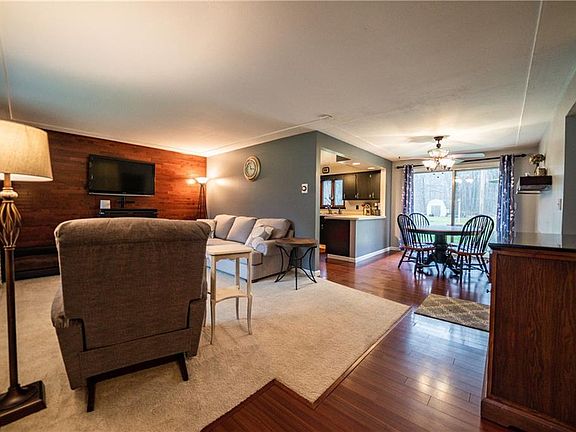 2nd image of 24200 Forestview Dr