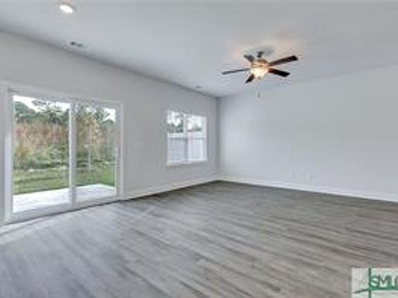2nd image of 522 Governor Treutlen Cir