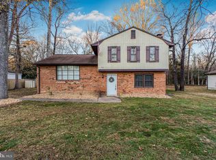 12 Teton Dr, Fredericksburg, VA 22408