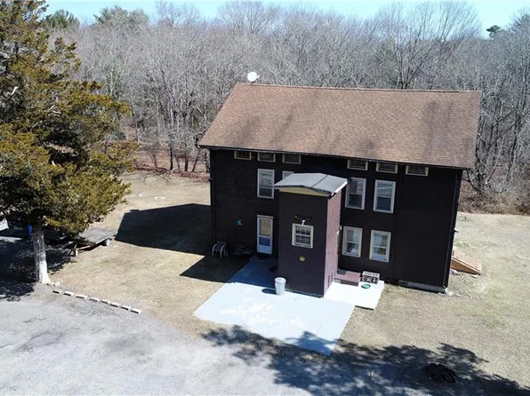 59 Mechanic St, Hope Valley, RI 02832