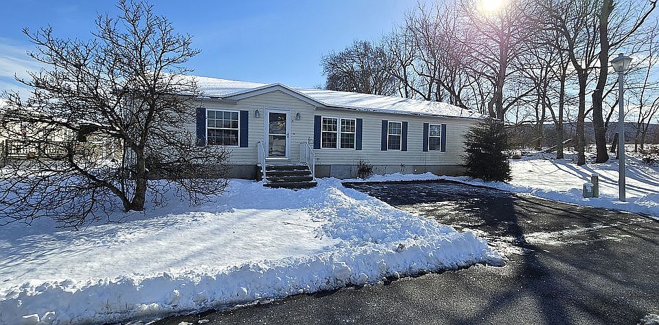 1st image of 7 Nightingale Ct