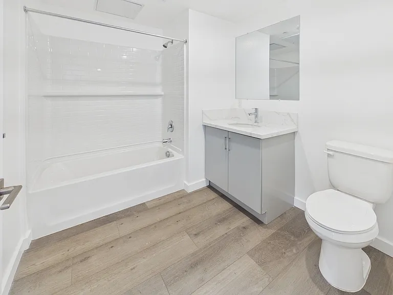 Diamante Apartment Homes — Photo 20