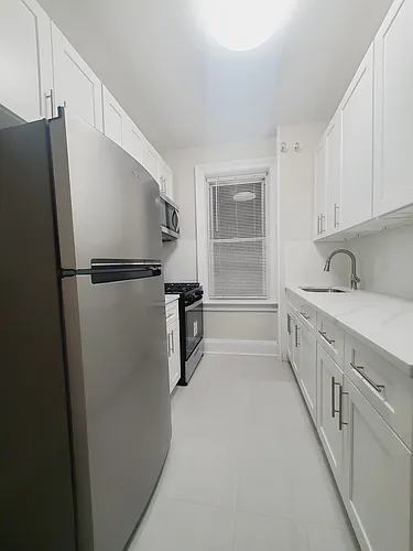 127 Corbin Ave #402 Photo 1