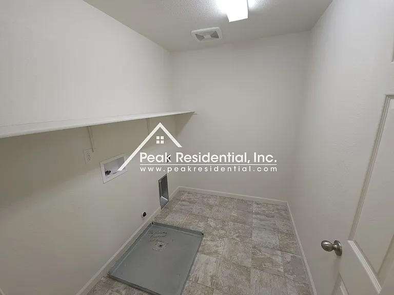 5343 Kankakee Dr — Photo 19