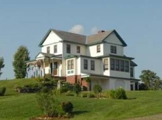 97 Woffenden Rd, Wilmington, VT 05363