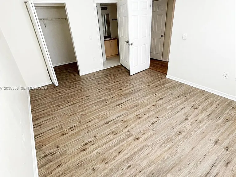 4081 San Marino Blvd #206 — Photo 8