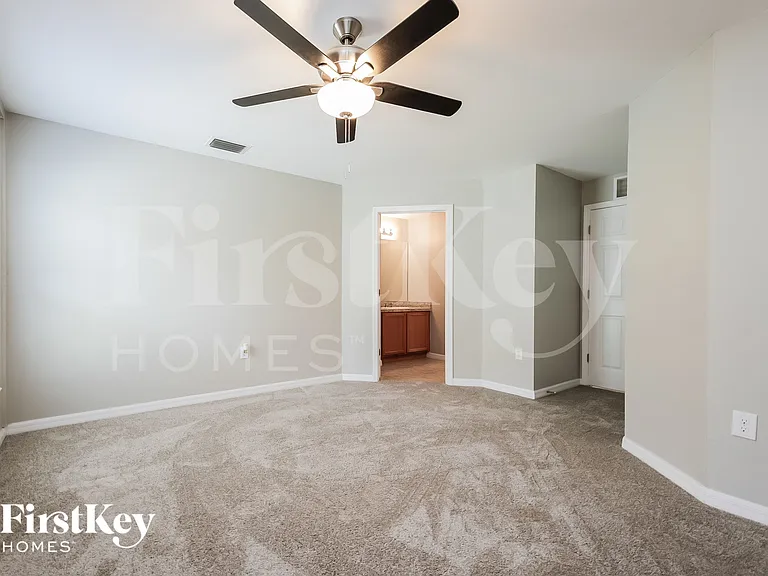 354 Shadow Lakes Dr — Photo 9
