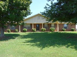 115 Country Charm Ln, Huntsville, AL 35811