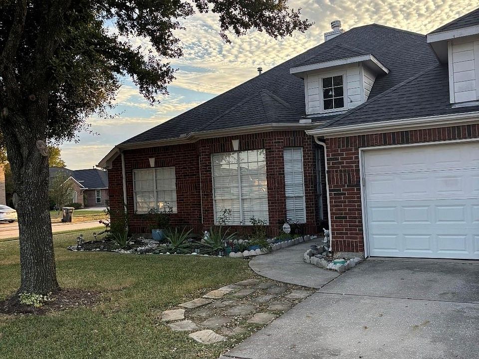 1st image of 21503 Green Thicket Ct