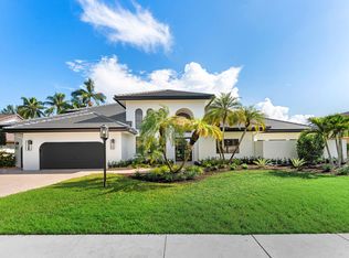 10386 Stonebridge Blvd, Boca Raton, FL 33498