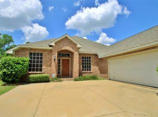 5767 Appalossa Dr, Grand Prairie, TX 75052