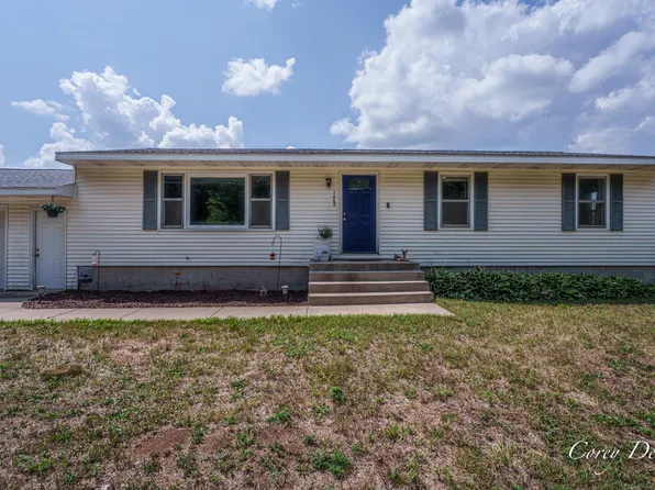 7465 56th Ave, Hudsonville, MI 49426